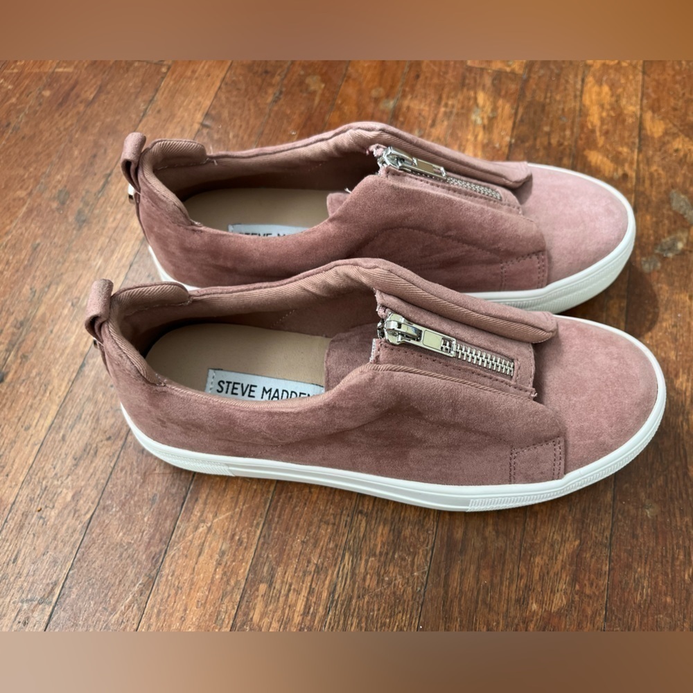 Steve Madden / Gemma Slip On Sneakers